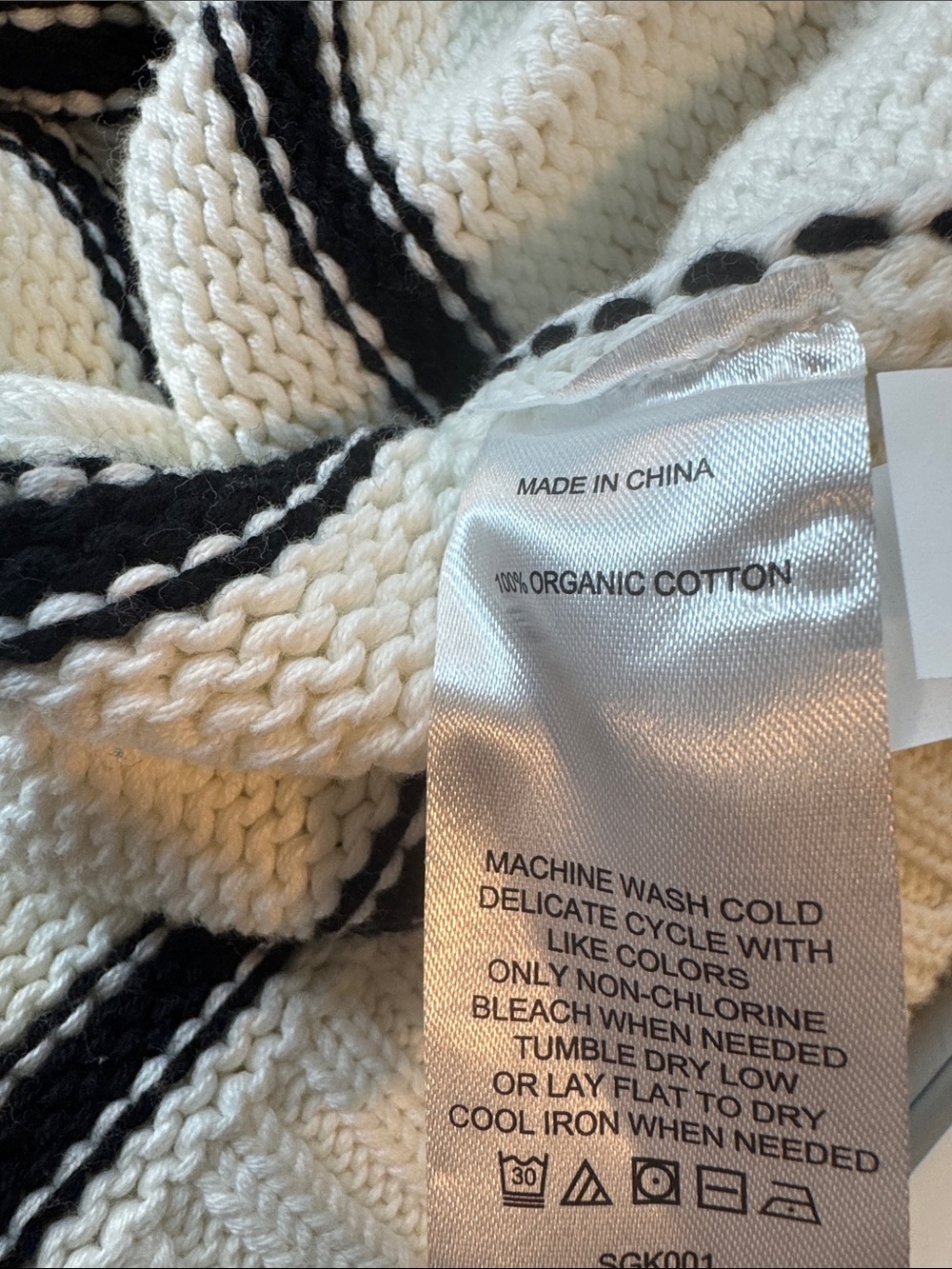 Woman’s Quince organic cotton sweater small - Picture 4 of 4